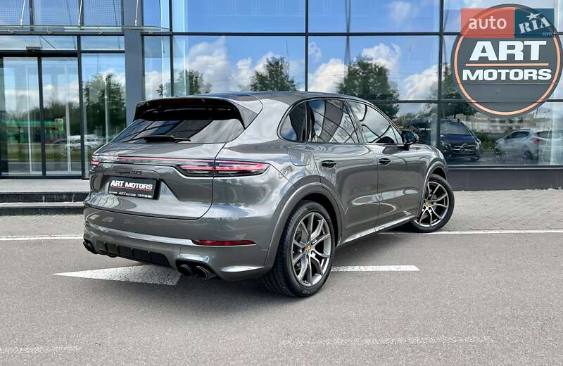 Внедорожник / Кроссовер Porsche Cayenne 2022 в Киеве