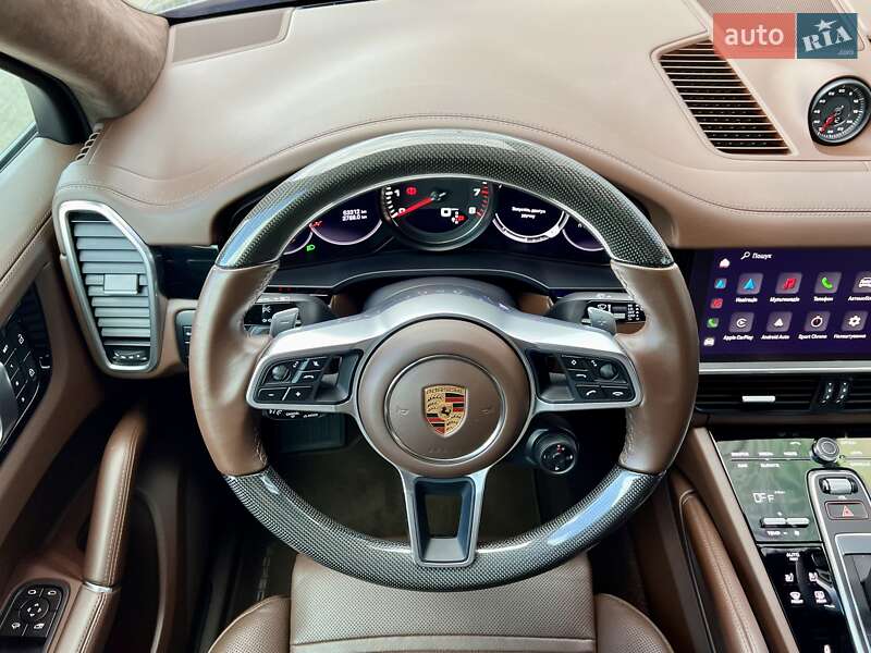 Внедорожник / Кроссовер Porsche Cayenne 2022 в Киеве