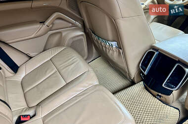 Позашляховик / Кросовер Porsche Cayenne 2011 в 