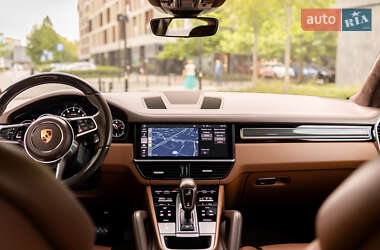 Внедорожник / Кроссовер Porsche Cayenne 2019 в 