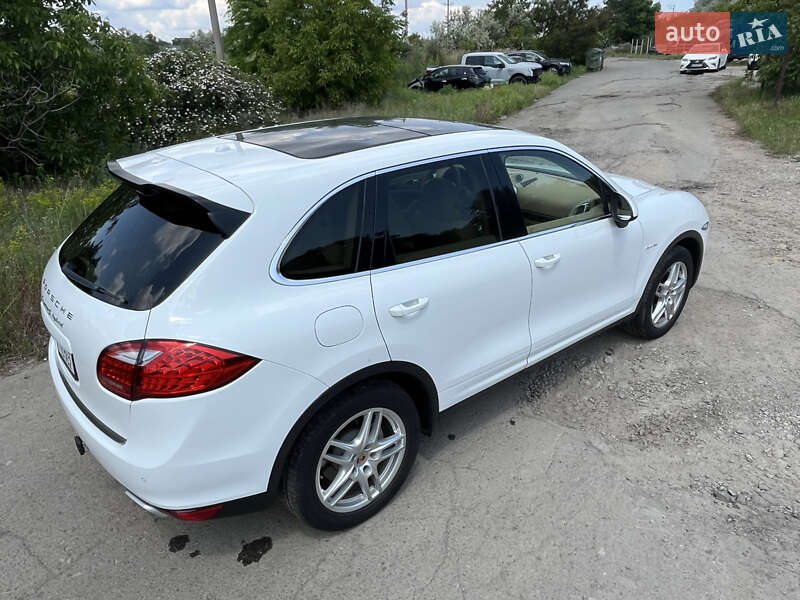 Внедорожник / Кроссовер Porsche Cayenne 2013 в Одессе фото 4 Внедорожник / Кроссовер Porsche Cayenne 2013 в Одессе