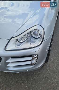Внедорожник / Кроссовер Porsche Cayenne 2007 в 