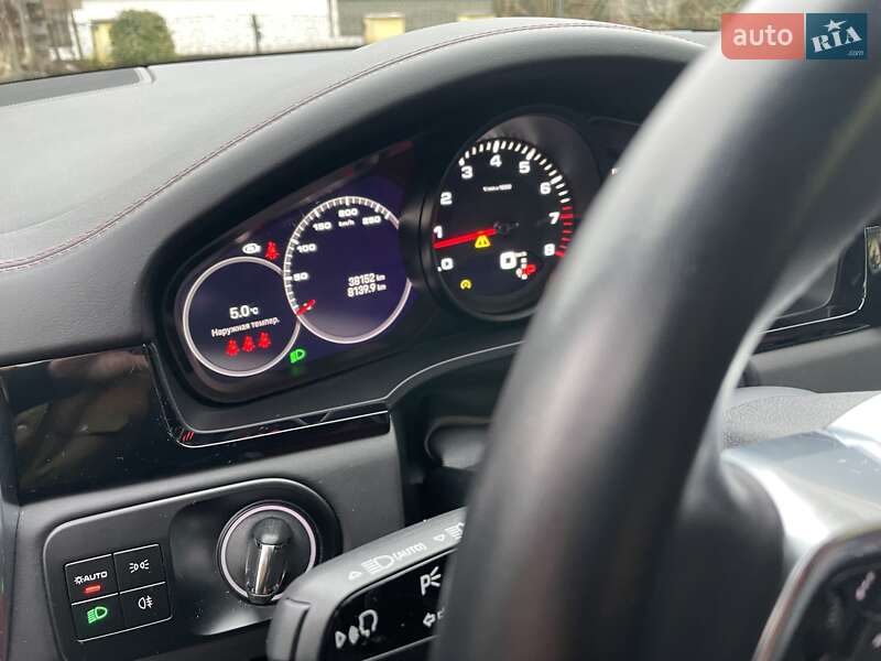 Внедорожник / Кроссовер Porsche Cayenne 2022 в Харькове