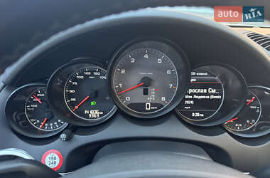 Внедорожник / Кроссовер Porsche Cayenne 2011 в 