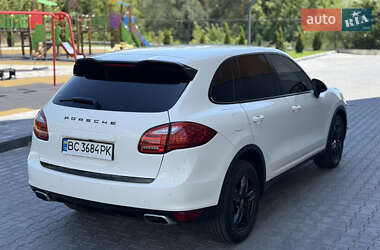 Внедорожник / Кроссовер Porsche Cayenne 2010 в 