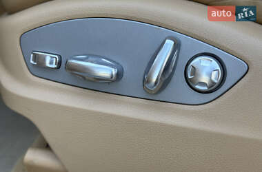 Внедорожник / Кроссовер Porsche Cayenne 2010 в 