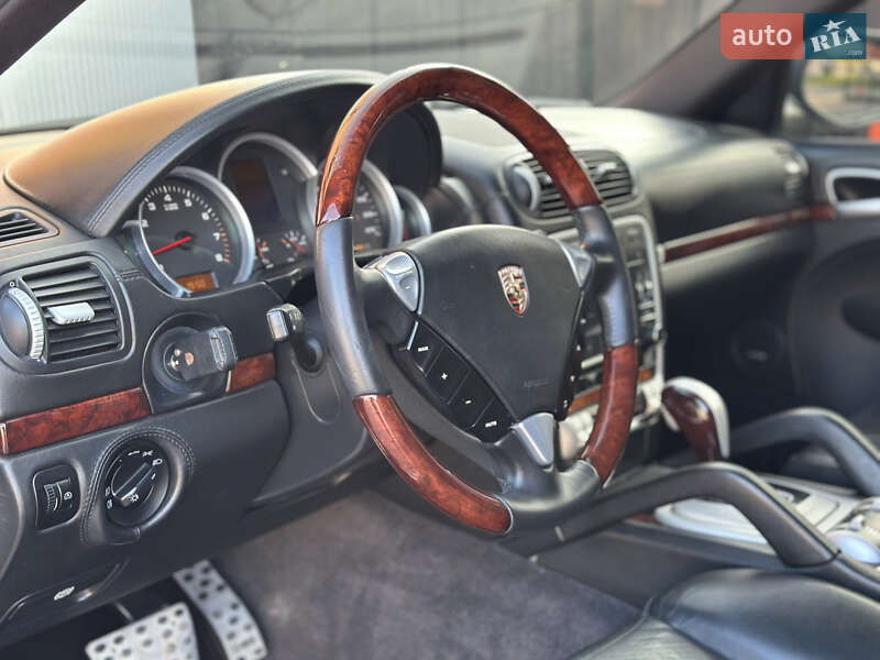 Внедорожник / Кроссовер Porsche Cayenne 2007 в 