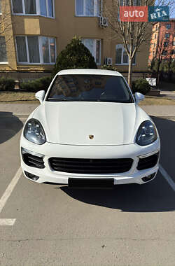 Porsche Cayenne 2016