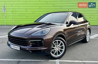 Внедорожник / Кроссовер Porsche Cayenne 2018 в 