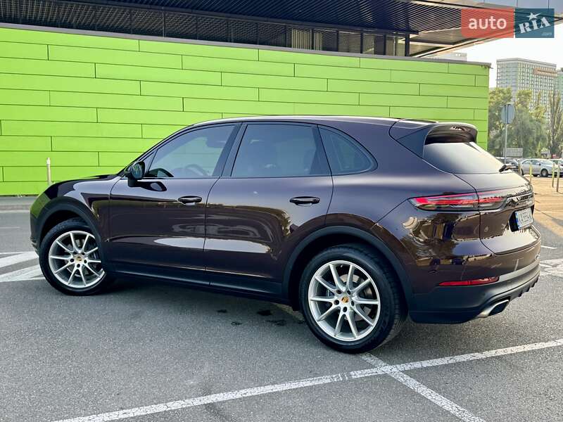 Позашляховик / Кросовер Porsche Cayenne 2018 в Києві