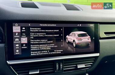 Внедорожник / Кроссовер Porsche Cayenne 2018 в 