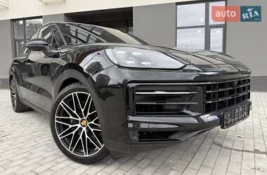 Внедорожник / Кроссовер Porsche Cayenne 2024 в Киеве