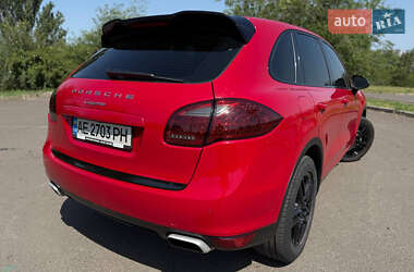 Внедорожник / Кроссовер Porsche Cayenne 2013 в 