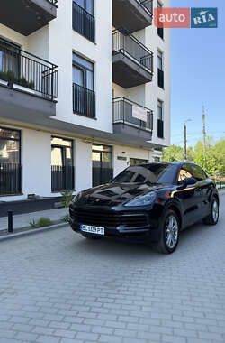 Позашляховик / Кросовер Porsche Cayenne 2019 в Львові