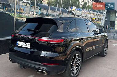 Внедорожник / Кроссовер Porsche Cayenne 2020 в 