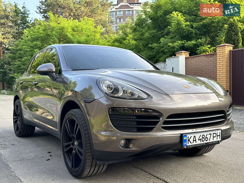 Porsche Cayenne 2012