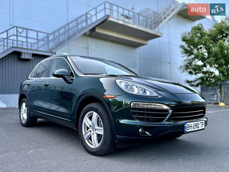 Внедорожник / Кроссовер Porsche Cayenne 2012 в Одессе фото 34 Внедорожник / Кроссовер Porsche Cayenne 2012 в Одессе