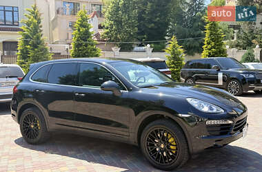 Внедорожник / Кроссовер Porsche Cayenne 2010 в 