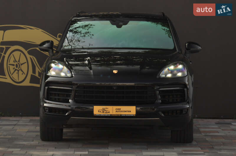 Внедорожник / Кроссовер Porsche Cayenne 2018 в Киеве