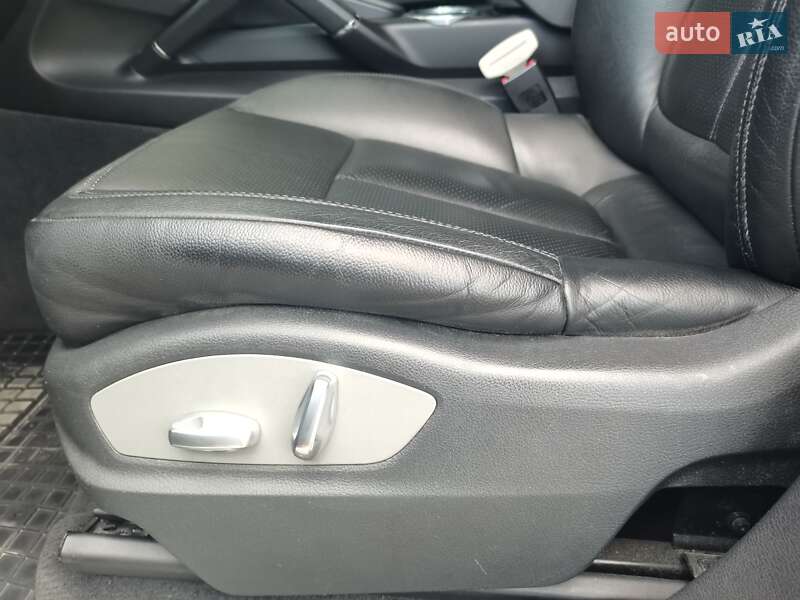 Позашляховик / Кросовер Porsche Cayenne 2014 в Тернополі