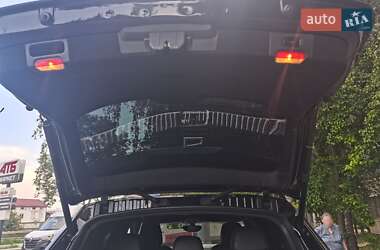 Внедорожник / Кроссовер Porsche Cayenne 2014 в 