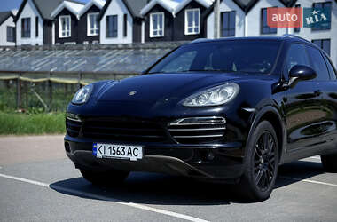 Позашляховик / Кросовер Porsche Cayenne 2010 в 