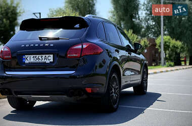 Позашляховик / Кросовер Porsche Cayenne 2010 в 
