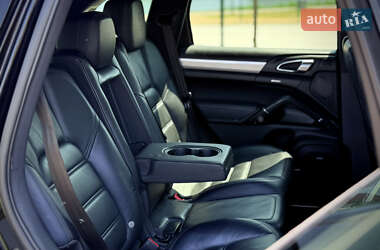 Позашляховик / Кросовер Porsche Cayenne 2010 в 