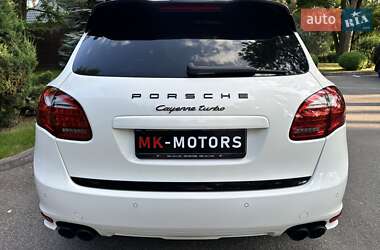 Позашляховик / Кросовер Porsche Cayenne 2010 в 