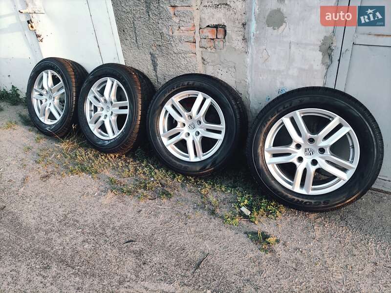 Внедорожник / Кроссовер Porsche Cayenne 2015 в Харькове