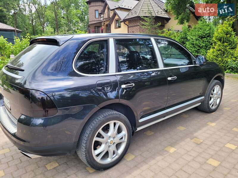 Позашляховик / Кросовер Porsche Cayenne 2004 в Долині