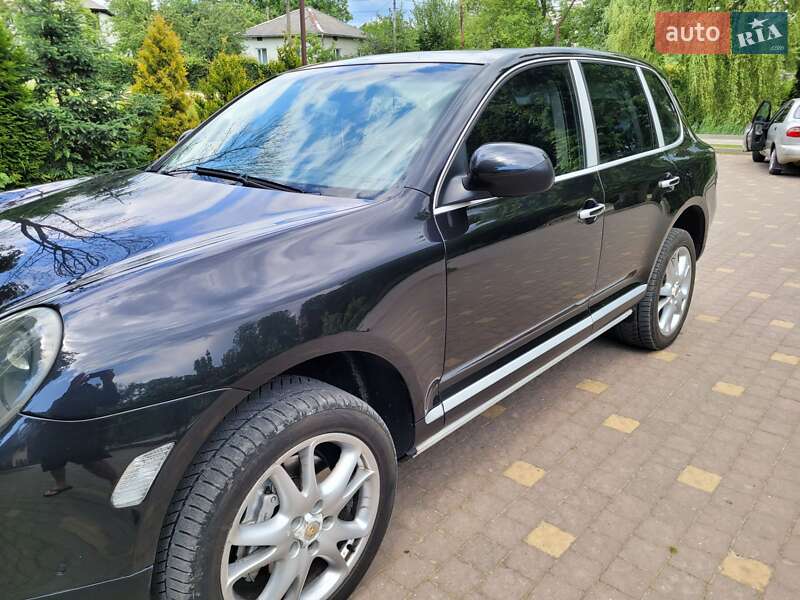 Позашляховик / Кросовер Porsche Cayenne 2004 в Долині