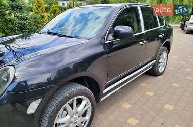 Позашляховик / Кросовер Porsche Cayenne 2004 в 