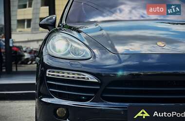 Внедорожник / Кроссовер Porsche Cayenne 2013 в 