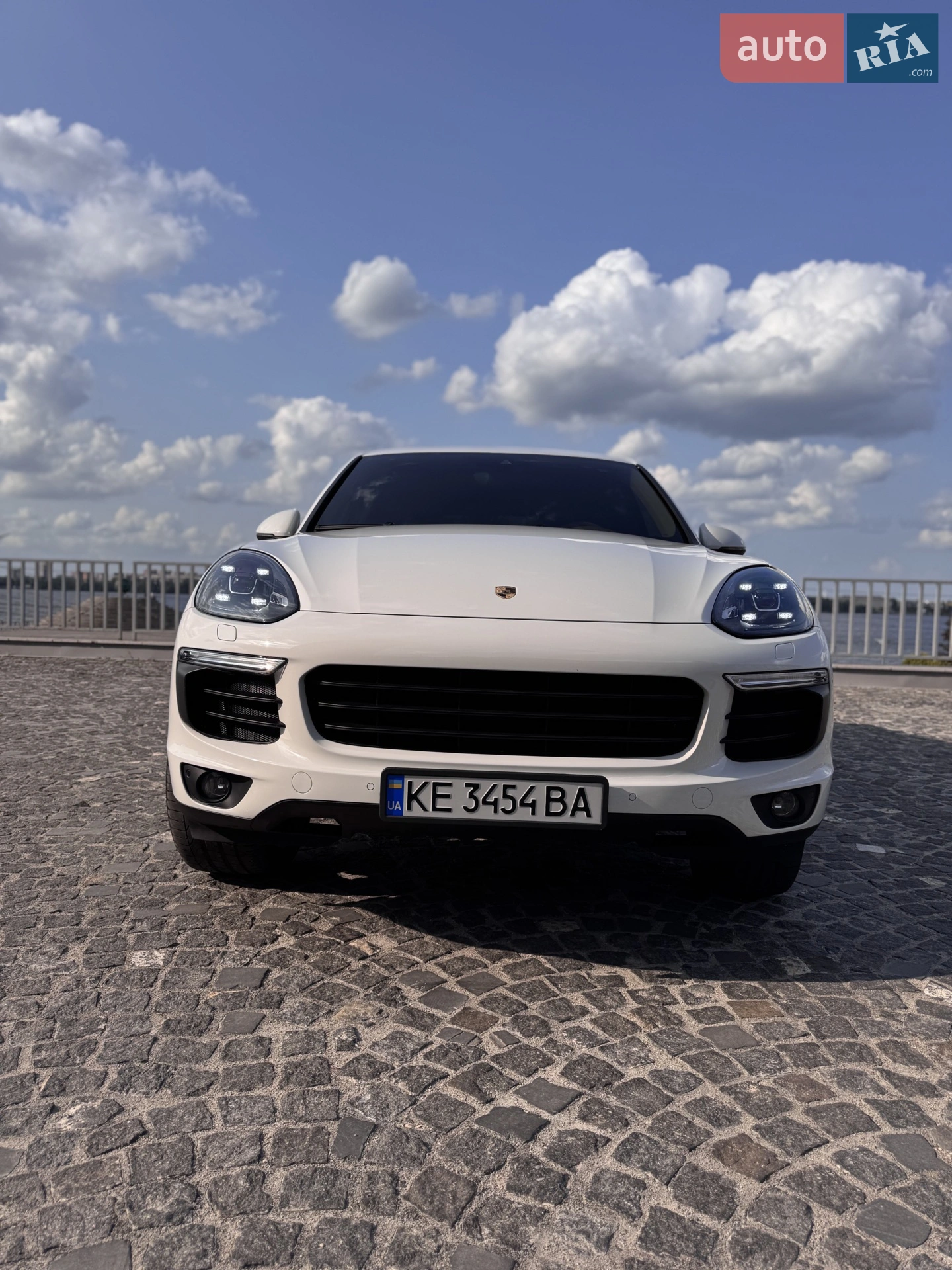 2015 Porsche Cayenne - мініатюра 5