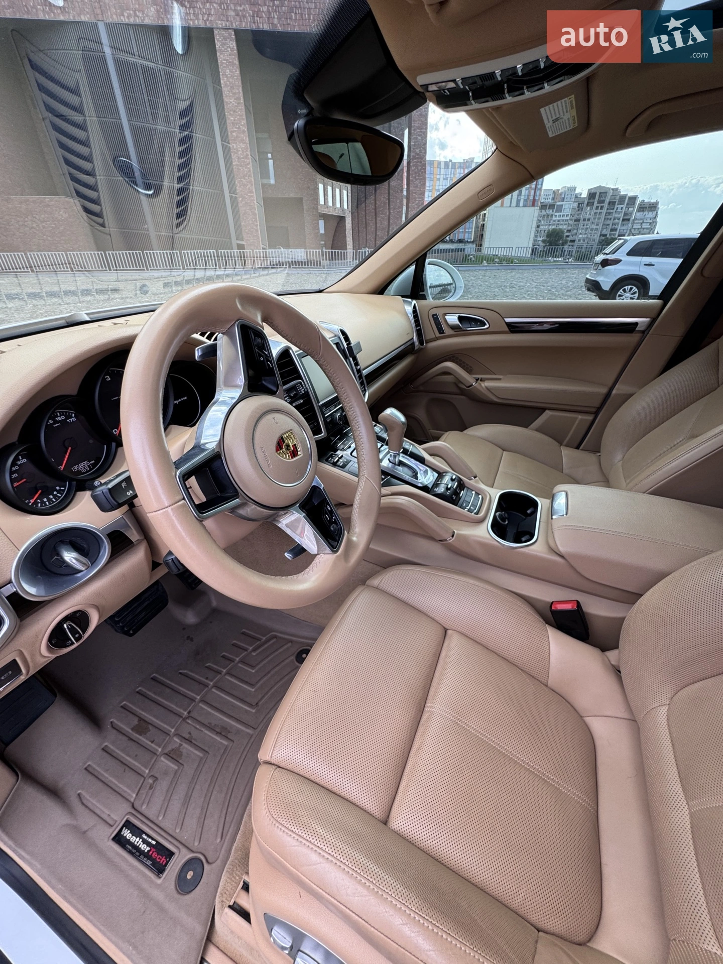 2015 Porsche Cayenne - мініатюра 28