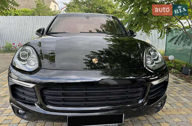 Внедорожник / Кроссовер Porsche Cayenne 2015 в Одессе