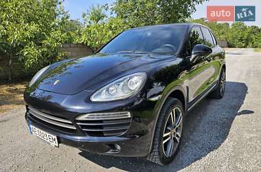 Внедорожник / Кроссовер Porsche Cayenne 2013 в 