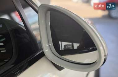 Внедорожник / Кроссовер Porsche Cayenne 2015 в 
