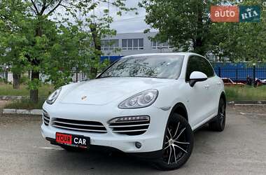 Позашляховик / Кросовер Porsche Cayenne 2014 в 