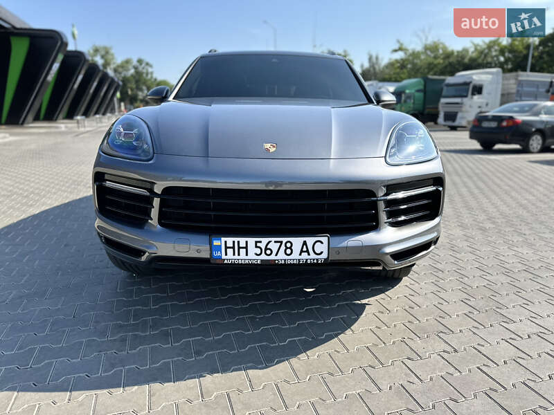 Позашляховик / Кросовер Porsche Cayenne 2019 в Одесі