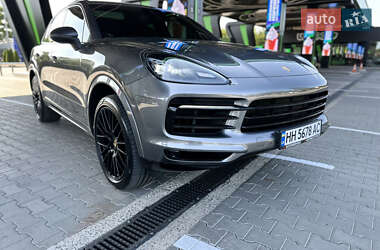 Внедорожник / Кроссовер Porsche Cayenne 2019 в 