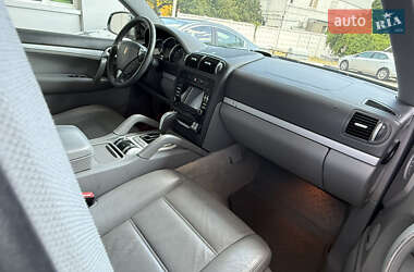 Позашляховик / Кросовер Porsche Cayenne 2005 в 