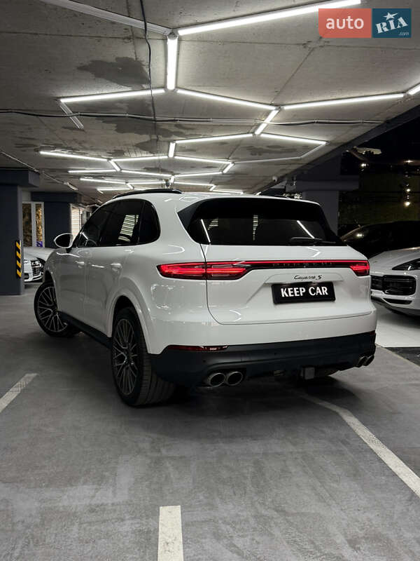 Внедорожник / Кроссовер Porsche Cayenne 2018 в Одессе