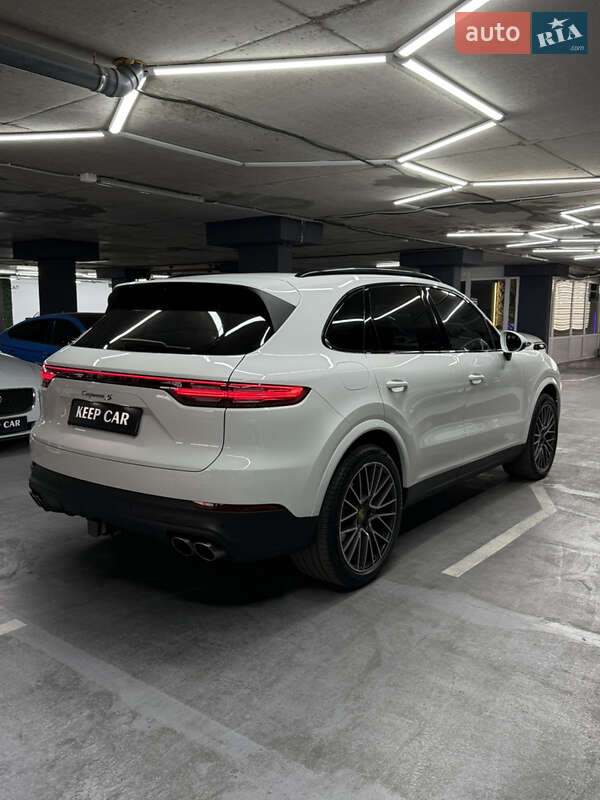 Внедорожник / Кроссовер Porsche Cayenne 2018 в Одессе