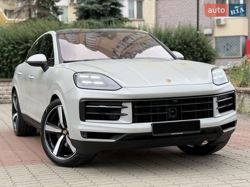 Внедорожник / Кроссовер Porsche Cayenne 2023 в Киеве