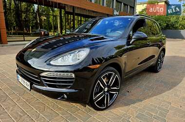 Внедорожник / Кроссовер Porsche Cayenne 2013 в Полтаве