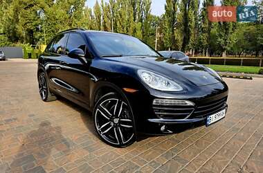 Внедорожник / Кроссовер Porsche Cayenne 2013 в 