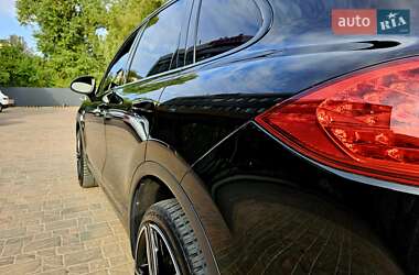 Внедорожник / Кроссовер Porsche Cayenne 2013 в 