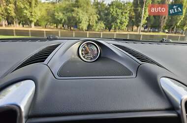 Внедорожник / Кроссовер Porsche Cayenne 2013 в 